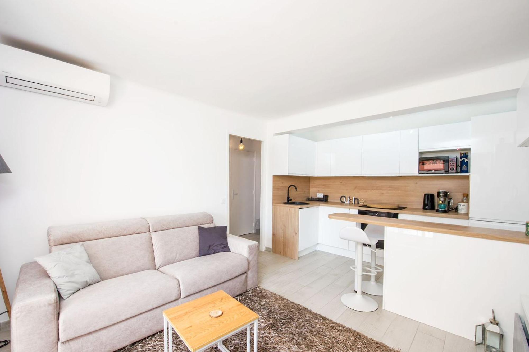 Appartement Carnoles Pres Des Plages Rocabruna Exterior foto
