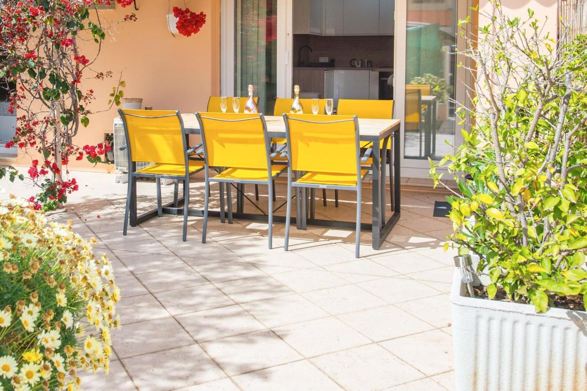 Appartement Carnoles Pres Des Plages Rocabruna Exterior foto