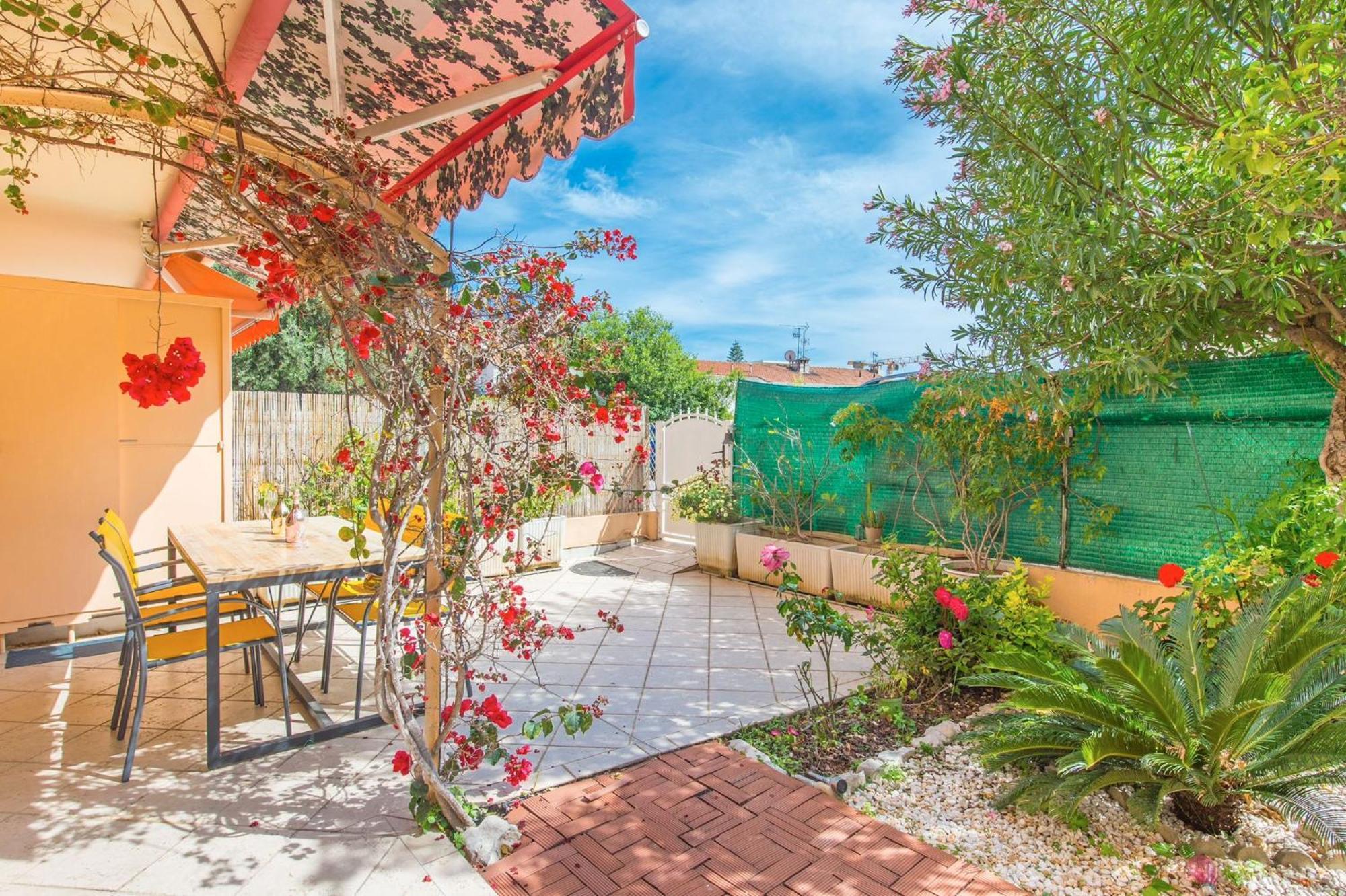 Appartement Carnoles Pres Des Plages Rocabruna Exterior foto